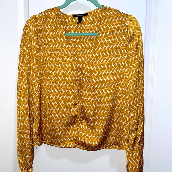 Silk shirt - Picture 1 of 4